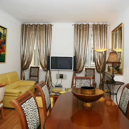 Apartman Helen Vagliano
